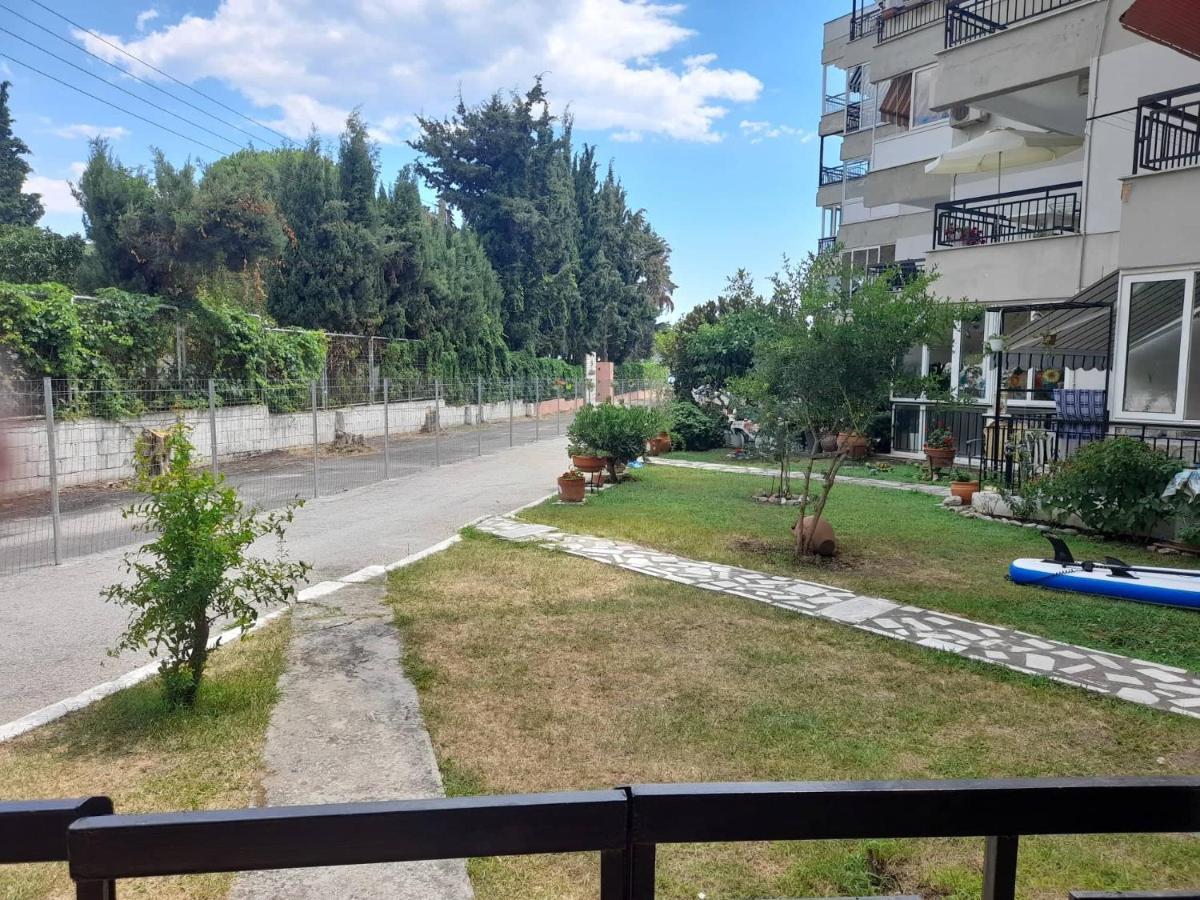 Nia'S Apartment By The Sea Nea Iraklitsa Esterno foto